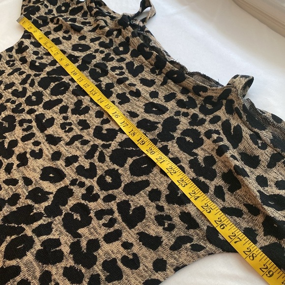 Dear Apple blouse cold shoulder long sleeves animal print round neckline Sz MED - Picture 5 of 8